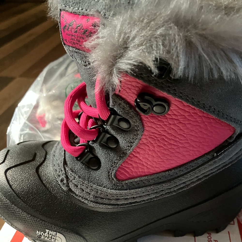 The North Face Pink and Gray Waterproof Boots with Faux Fur. Size 11. Brand New